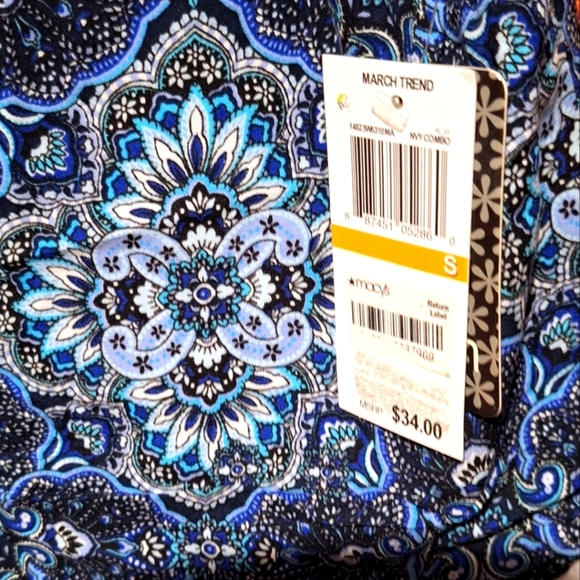 NWT Stoosh Croptop - Picture 2 of 4